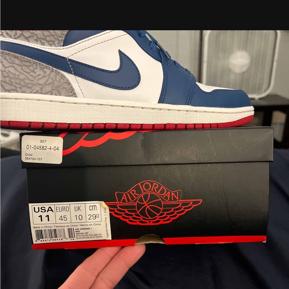 Jordan 1 - Picture 2 of 7